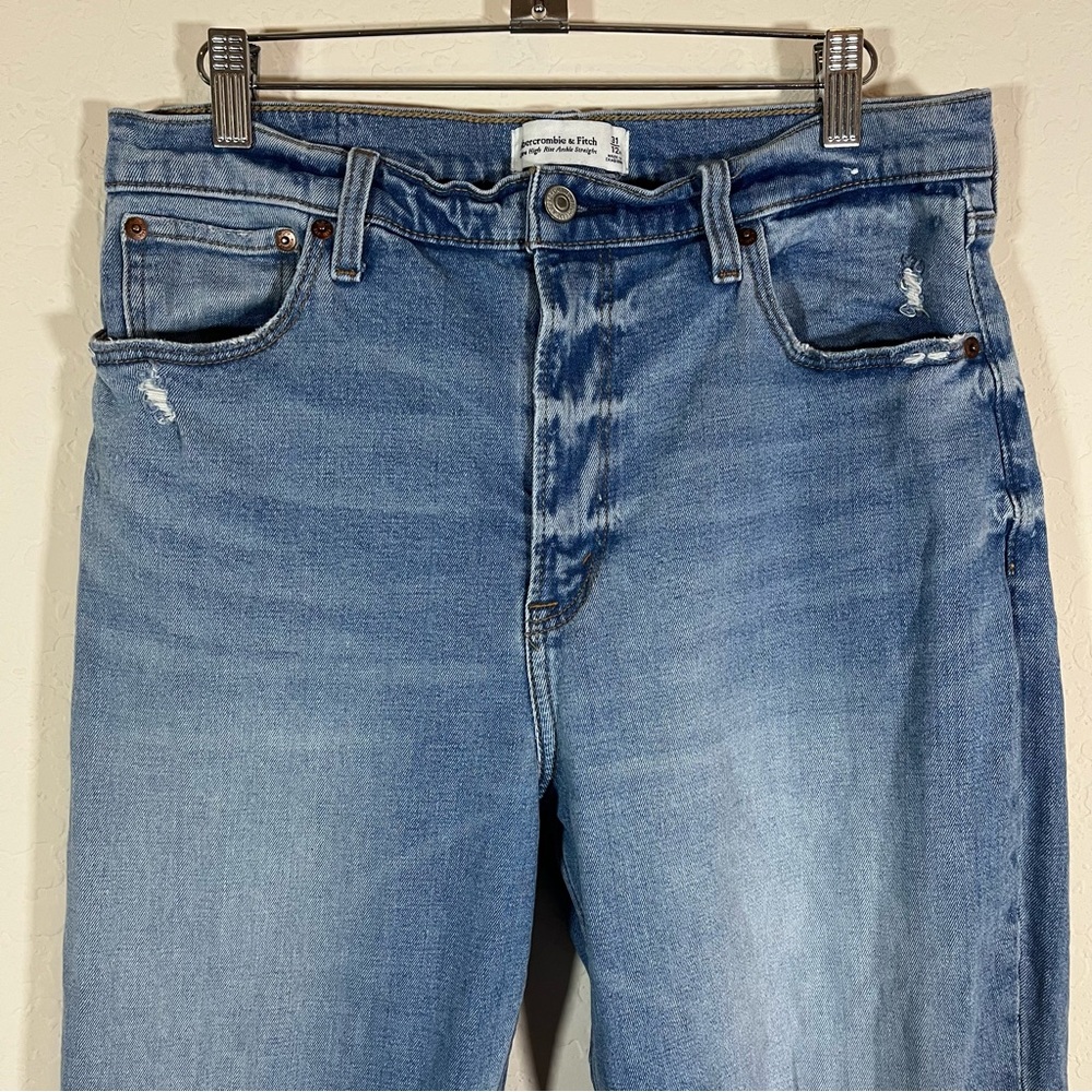 Abercrombie & Fitch Ultra High Rise Ankle Straight Curve Love Jeans Size 12 / 31 - Picture 4 of 11